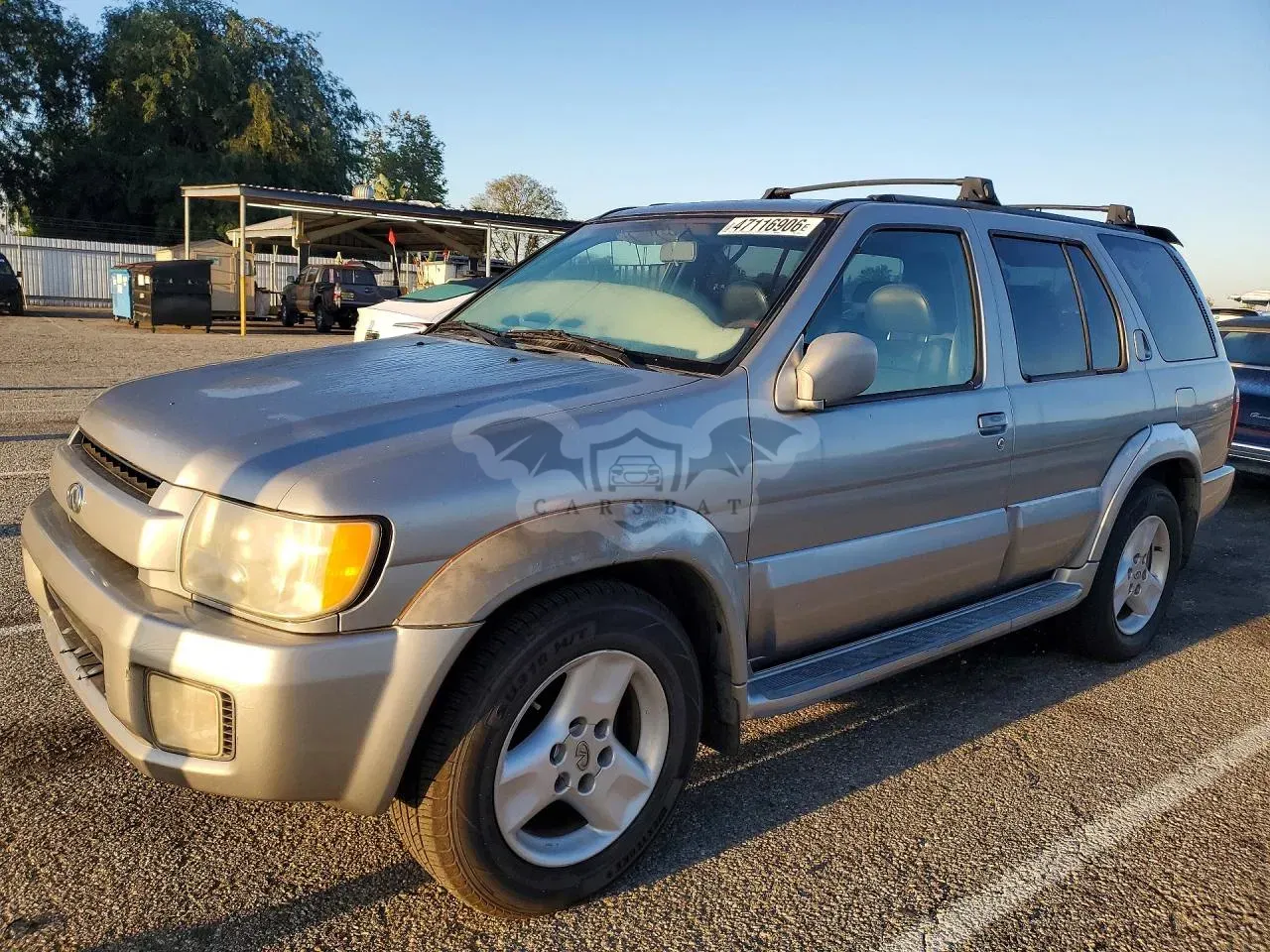 Infiniti QX4 3.5L 6 2001