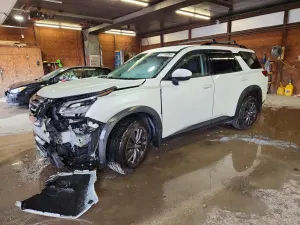 Nissan Pathfinder 3.5L 6 2022