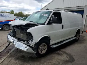GMC Savana 4.3L 6 2025