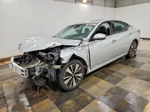 Nissan Altima 2.5L 4 2019