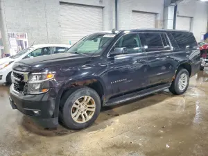 Chevrolet Suburban 5.3L 8 2015