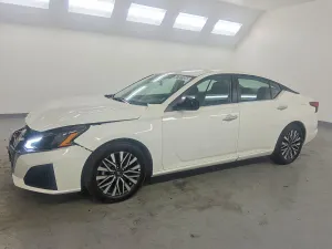 Nissan Altima 2.5L 4 2025