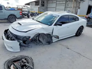 Dodge Charger 5.7L 8 2021