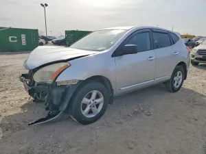 Nissan Rogue 2.5L 4 2012