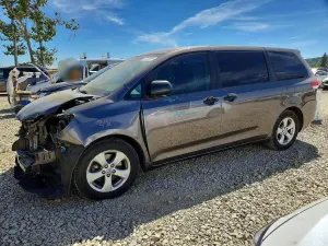 Toyota Sienna 3.5L 6 2012
