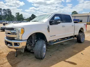 Ford F-250 6.7L 8 2017