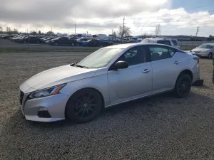 Nissan Altima 2.5L 4 2020