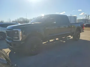 Ford F-250 6.7L 8 2025