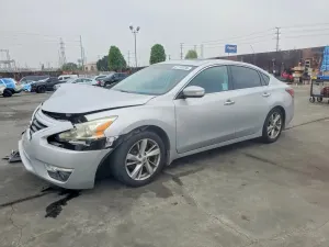Nissan Altima 2.5L 4 2015