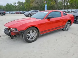 Ford Mustang 3.7L 6 2012