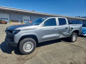Chevrolet Colorado 2.7L 4 2024