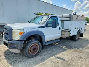 Ford F-450 6.8L 10 2012