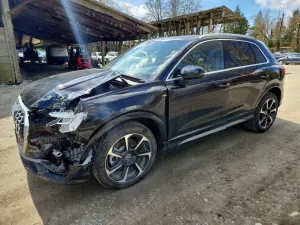 Audi Q3 2.0L 4 2025
