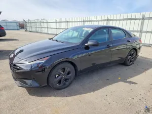 Hyundai Elantra 2.0L 4 2021