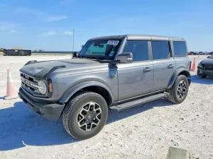 Ford Bronco 2.3L 4 2021