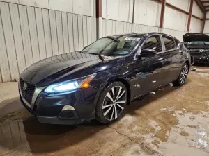 Nissan Altima 2.5L 4 2019