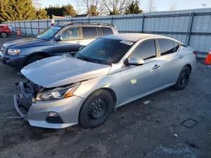 Nissan Altima 2.5L 4 2021