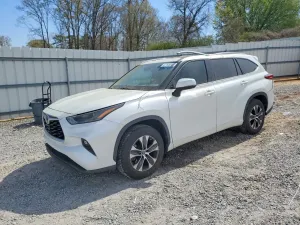 Toyota Highlander 3.5L 6 2022