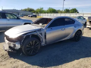 Lexus IS 3.5L 6 2024