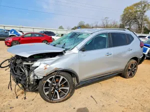 Nissan Rogue 2.5L 4 2020