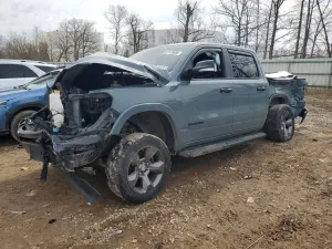 RAM 1500 5.7L 8 2021