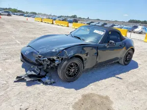 Mazda MX-5 (Miata) 2.0L 4 2017