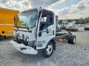 Isuzu NPR 6.0L 8 2015