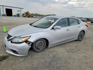 Nissan Altima 2.5L 4 2017