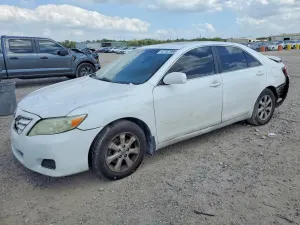 Toyota Camry 2.5L 4 2010