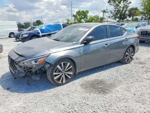 Nissan Altima 2.5L 4 2021