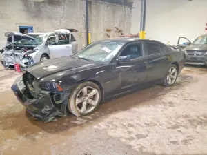 Dodge Charger 5.7L 8 2012