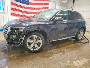 Audi Q5 2.0L 4 2018