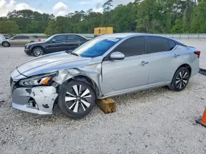 Nissan Altima 2.5L 4 2022