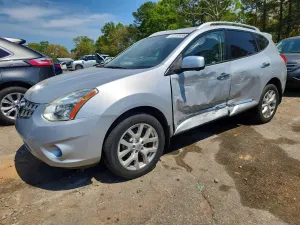 Nissan Rogue 2.5L 4 2012