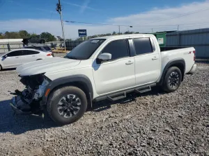 Nissan Frontier 3.8L 6 2022
