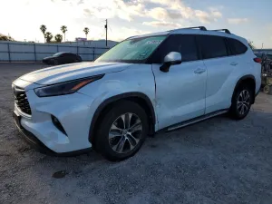 Toyota Highlander 3.5L 6 2022