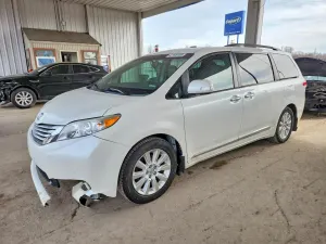 Toyota Sienna 3.5L 6 2013