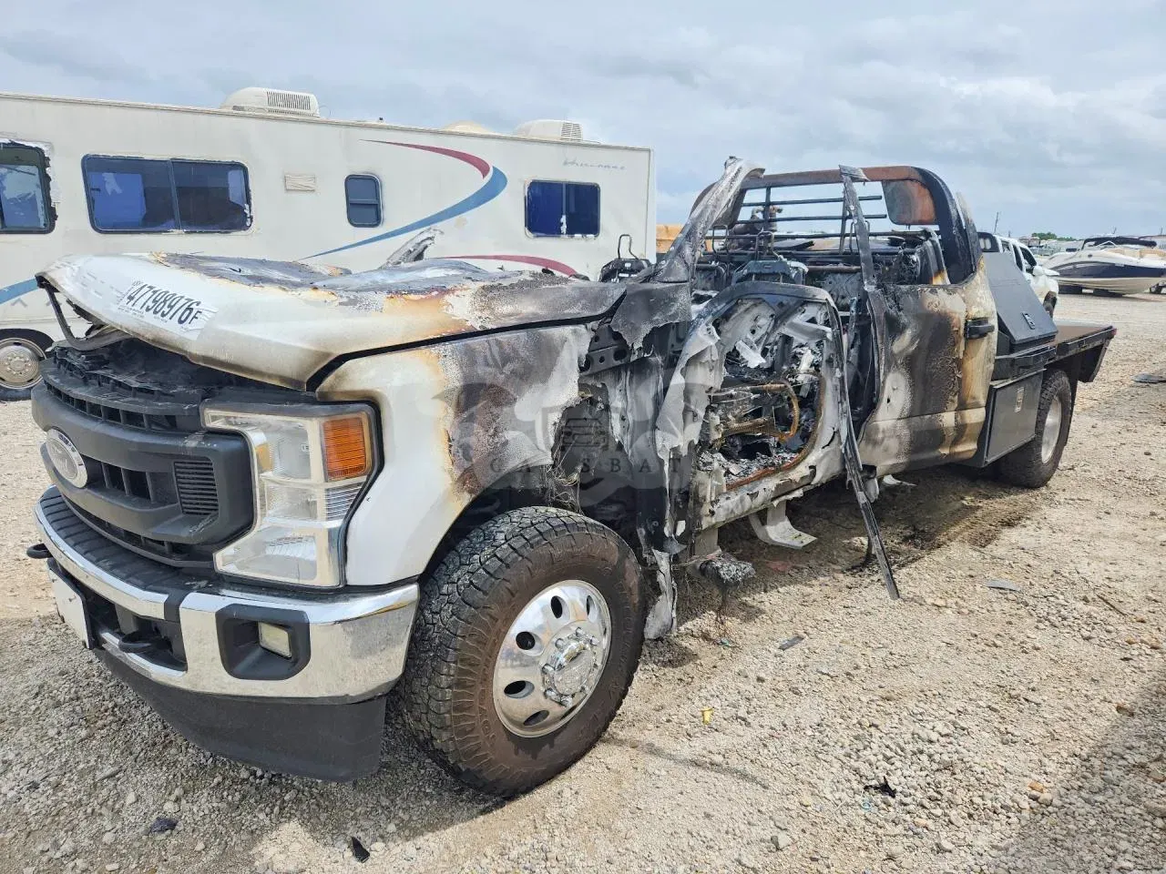 Ford F-350 6.7L 8 2022