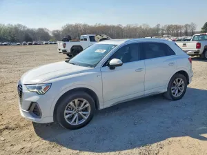 Audi Q3 2.0L 4 2021