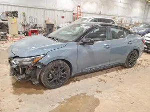 Nissan Sentra 2.0L 4 2025