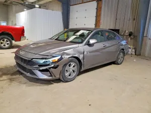 Hyundai Elantra 2.0L 4 2024