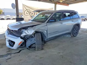 Jeep Grand Cherokee 3.6L 6 2025