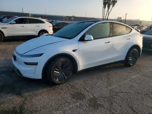 Tesla Model Y 2026