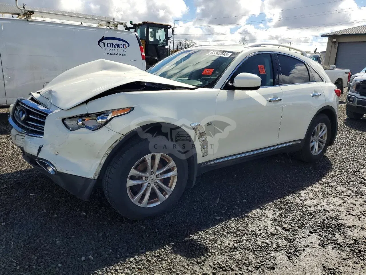 Infiniti QX70 3.7L 6 2015