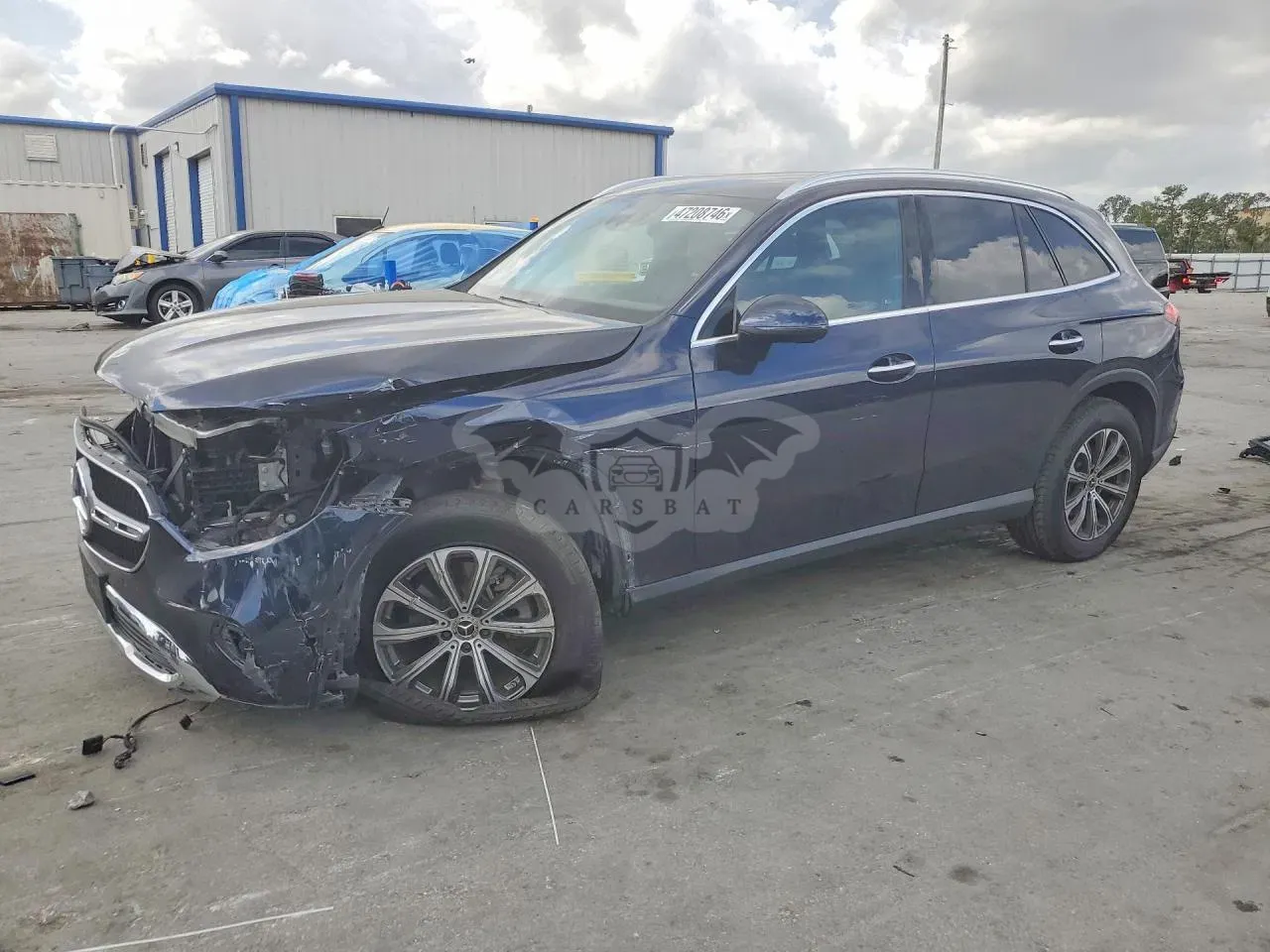 Mercedes-Benz GLC 2.0L 4 2023