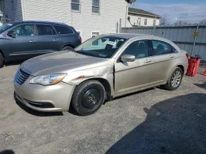 Chrysler 200 2.4L 4 2013