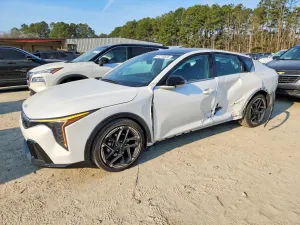 Kia K4 2.0L 4 2025