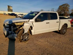 Ford F-150 5.0L 8 2021