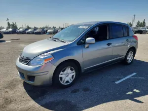 Nissan Versa 1.8L 4 2010