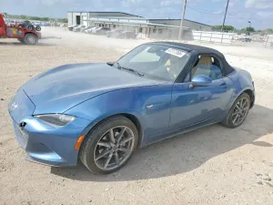 Mazda MX-5 (Miata) 2.0L 4 2020